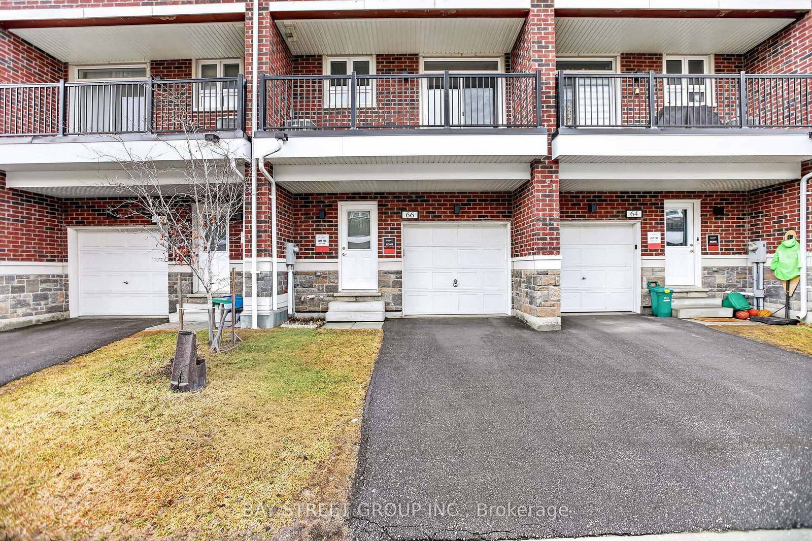 66 Massachusetts Lane - Photo 2