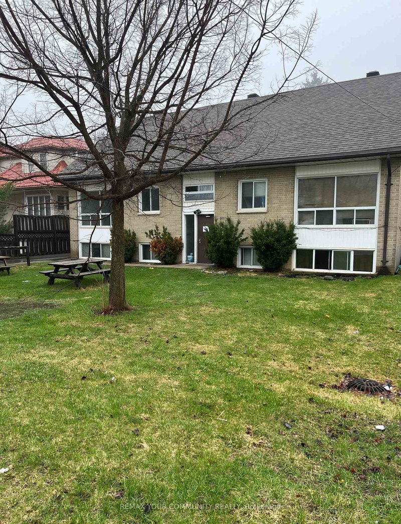 home for lease on 2-234 LENNOX Avenue