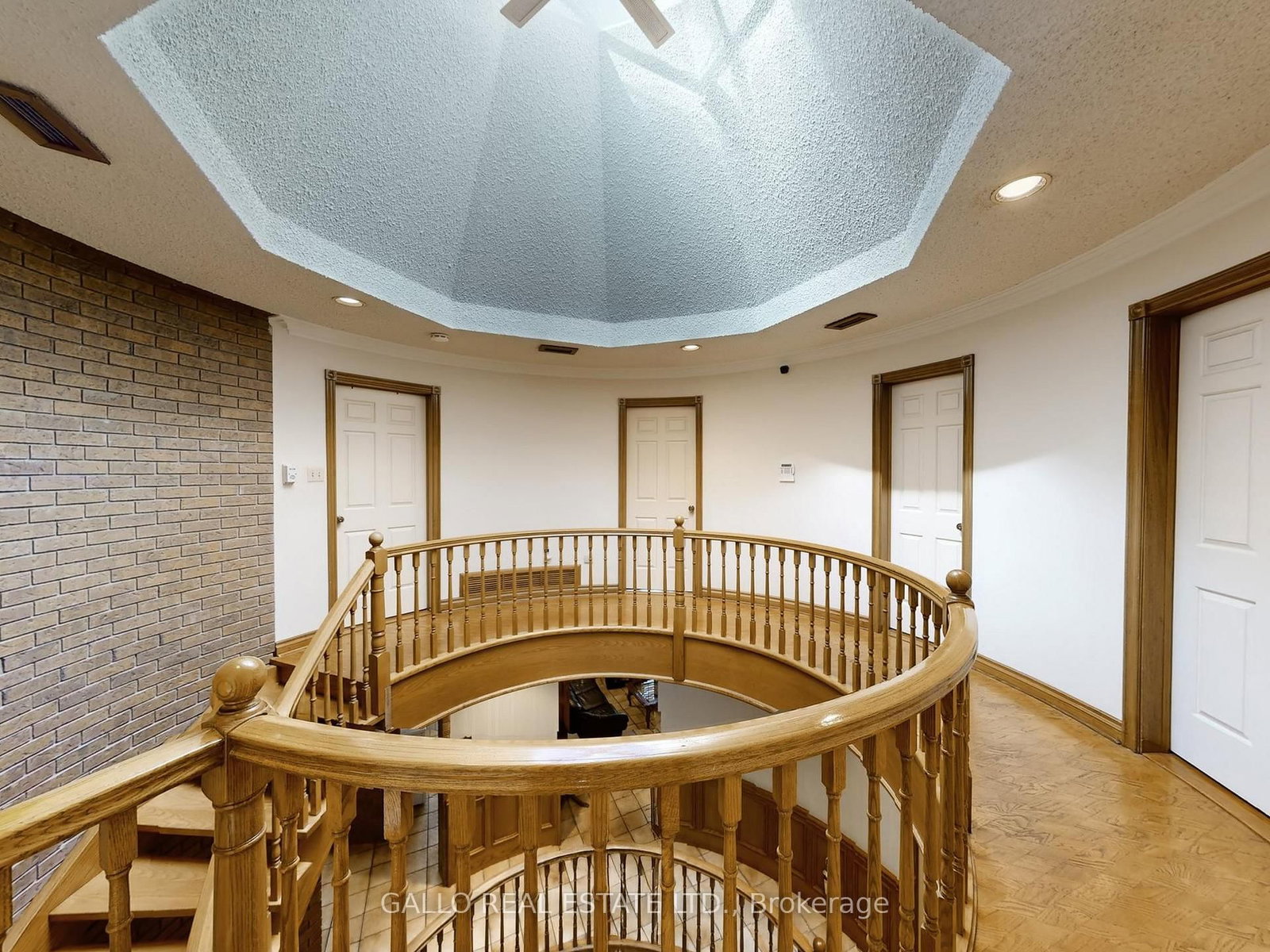 Detached House for sale at 106 Duncan Road, Richmond Hill, Ontario, L4C 6J7 - Langstaff - MLS: N13001264