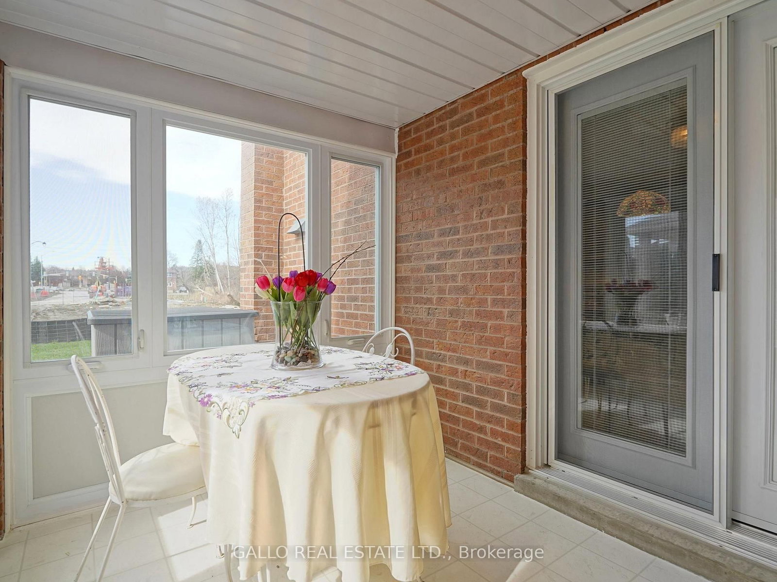 Detached House for sale at 106 Duncan Road, Richmond Hill, Ontario, L4C 6J7 - Langstaff - MLS: N13001264