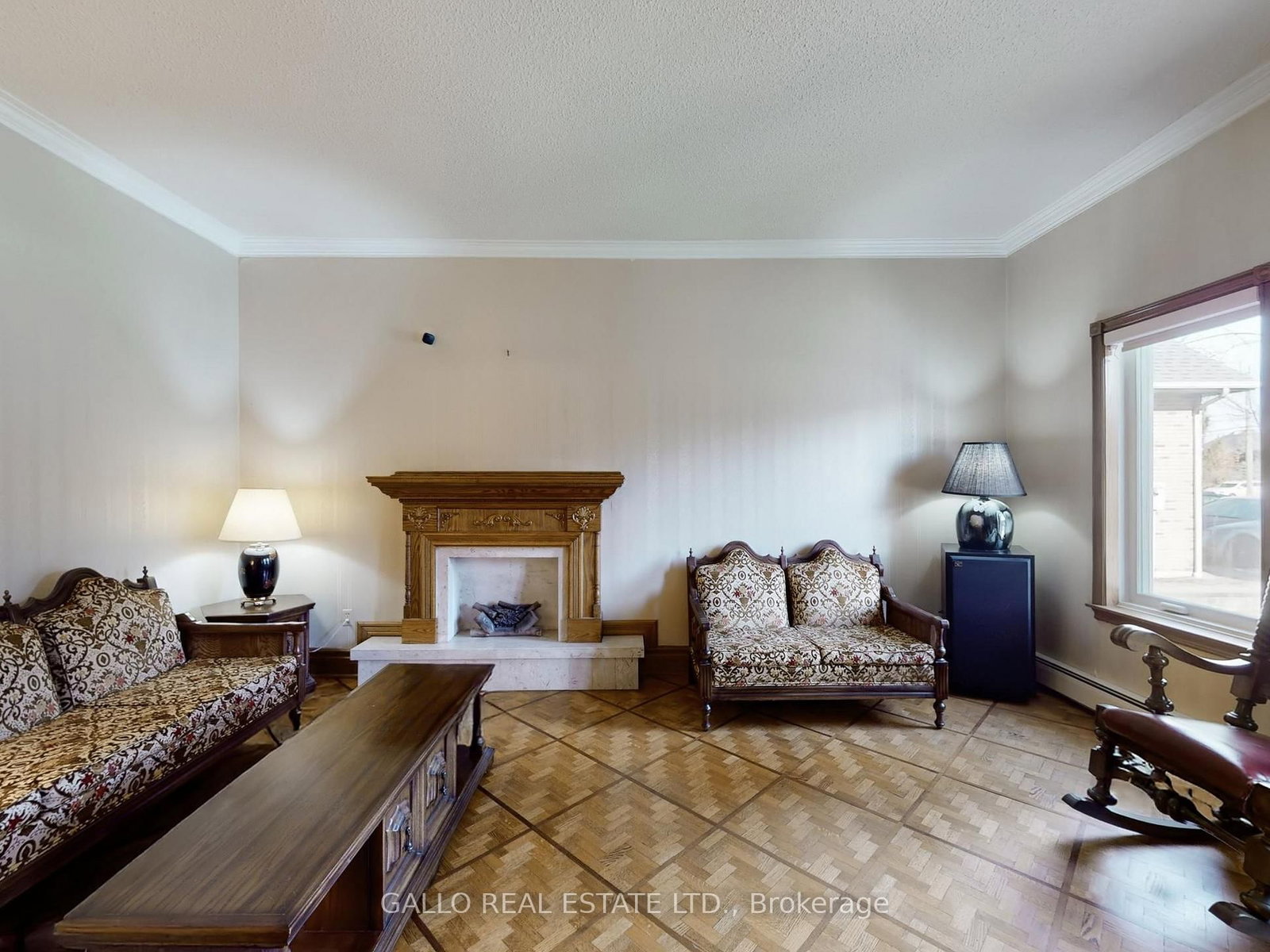 Detached House for sale at 106 Duncan Road, Richmond Hill, Ontario, L4C 6J7 - Langstaff - MLS: N13001264