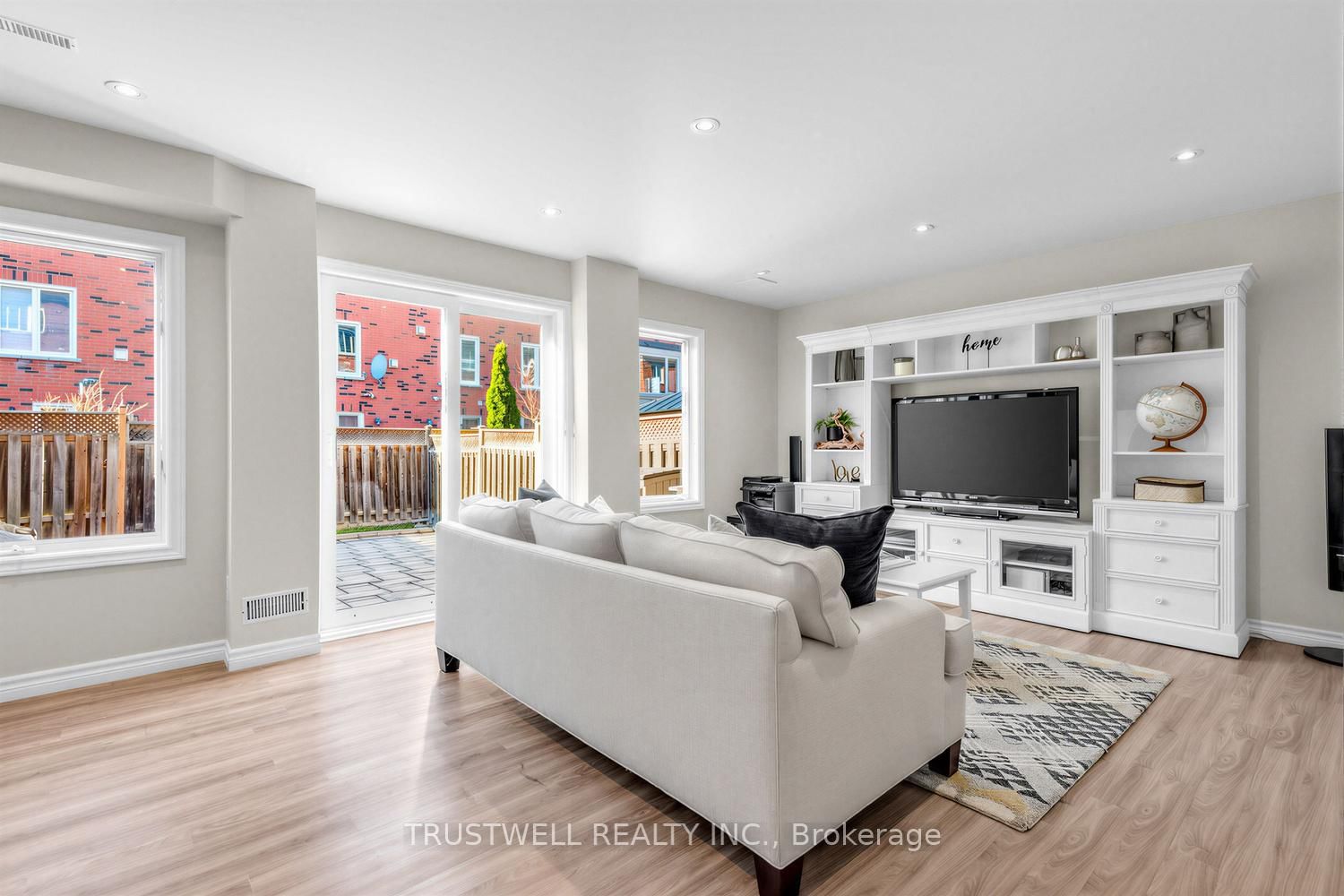 Townhouse for sale at 32 Orchid Road, Markham, Ontario, L3T 7T6 - Commerce Valley - MLS: N13001320