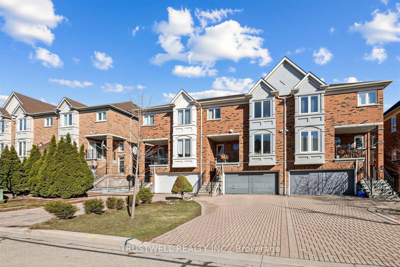 32 Orchid Rd, Markham, L3T 7T6 | Image 2