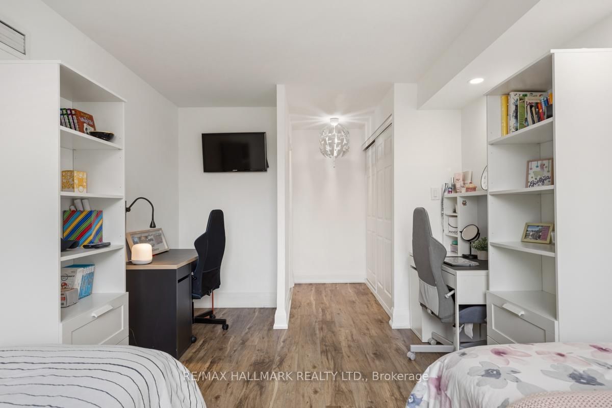 326 Major Mackenzie Drive E, Unit 511 - Photo 16