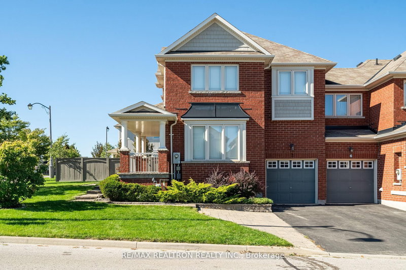 2 Yang St, Richmond Hill, L4E 0M6 | Image 2