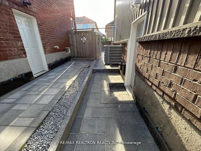 Bsmnt - 16 Yang St W, Richmond Hill, L4E 0L5 | Image 2