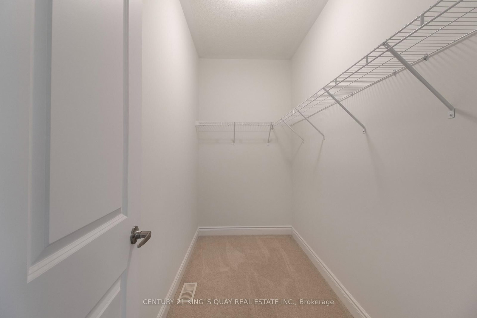 Detached House for sale at 38 Tipp Drive, Richmond Hill, Ontario, L4E 1J3 - Rural Richmond Hill - MLS: N13001374