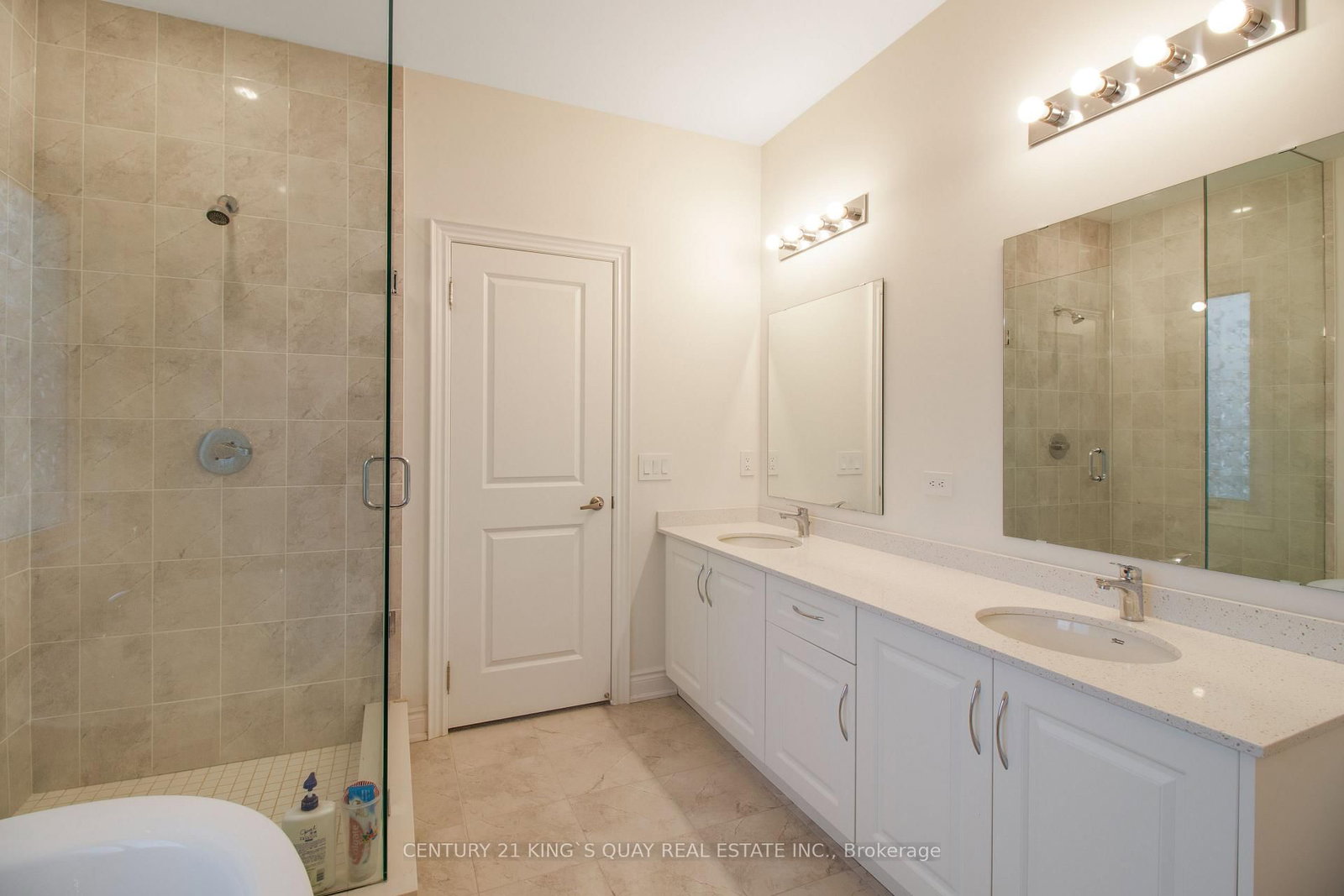 Detached House for sale at 38 Tipp Drive, Richmond Hill, Ontario, L4E 1J3 - Rural Richmond Hill - MLS: N13001374