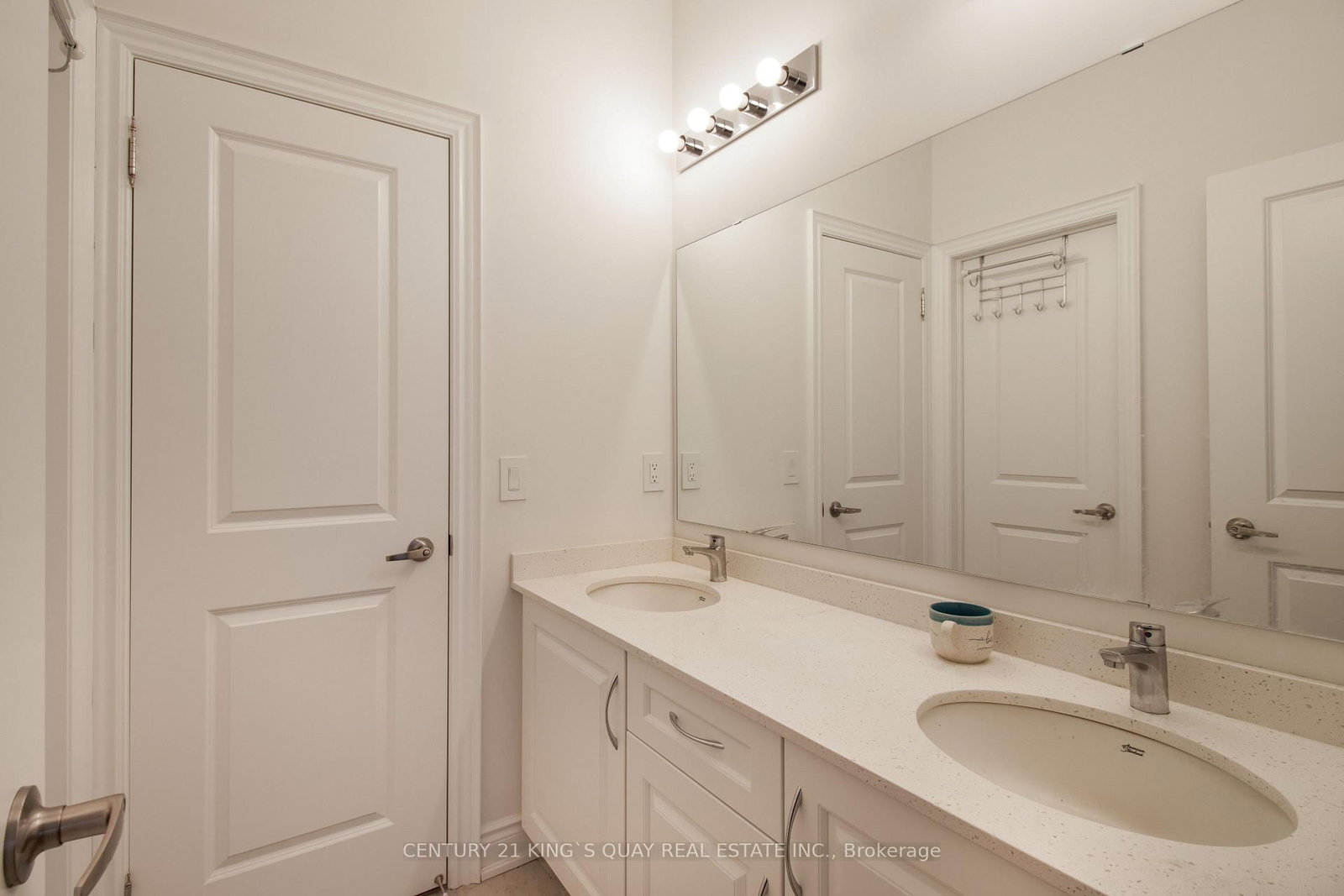 Detached House for sale at 38 Tipp Drive, Richmond Hill, Ontario, L4E 1J3 - Rural Richmond Hill - MLS: N13001374