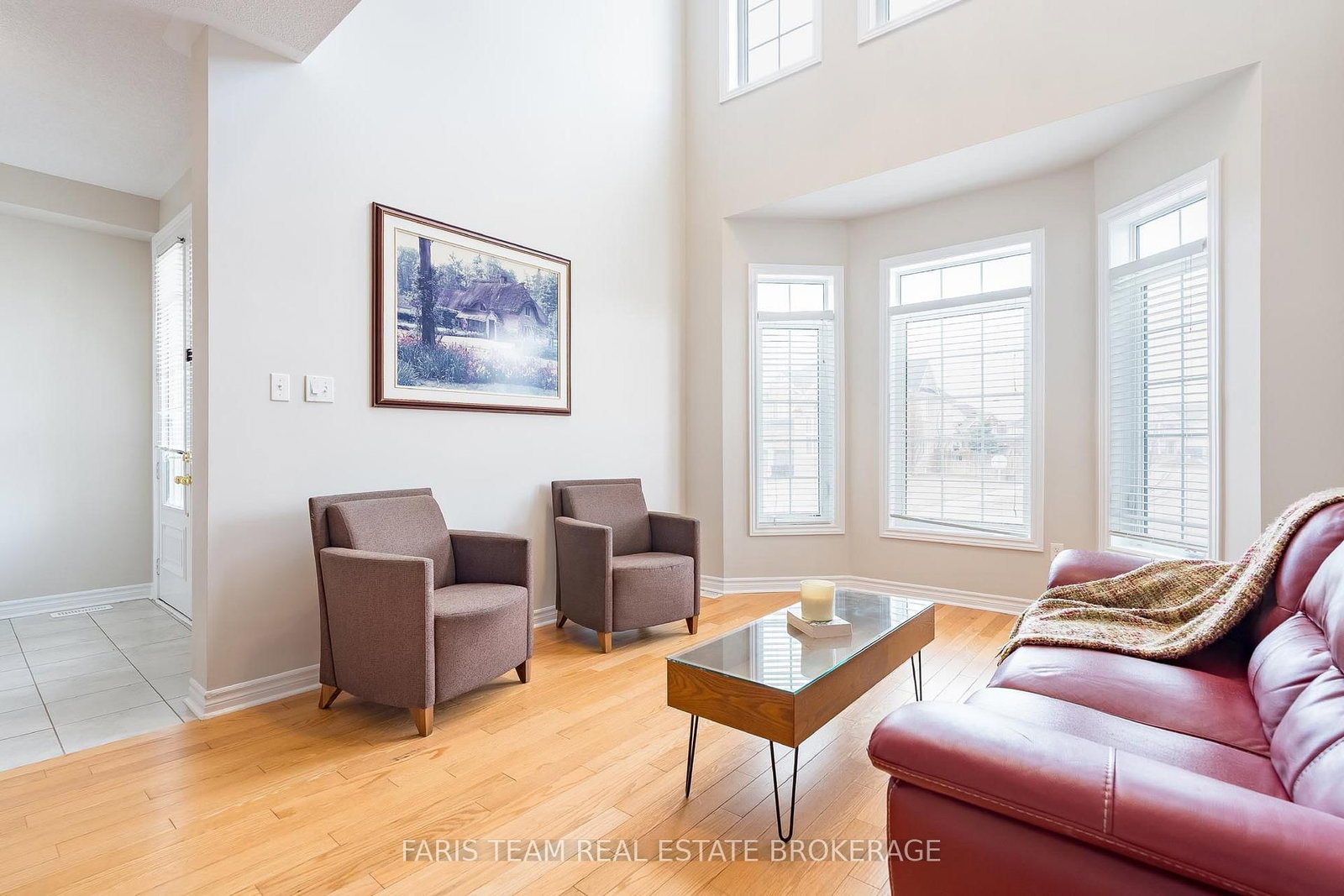 Detached House for sale at 111 Latimer Avenue, Essa, Ontario, L3W 0N1 - Angus - MLS: N13001416