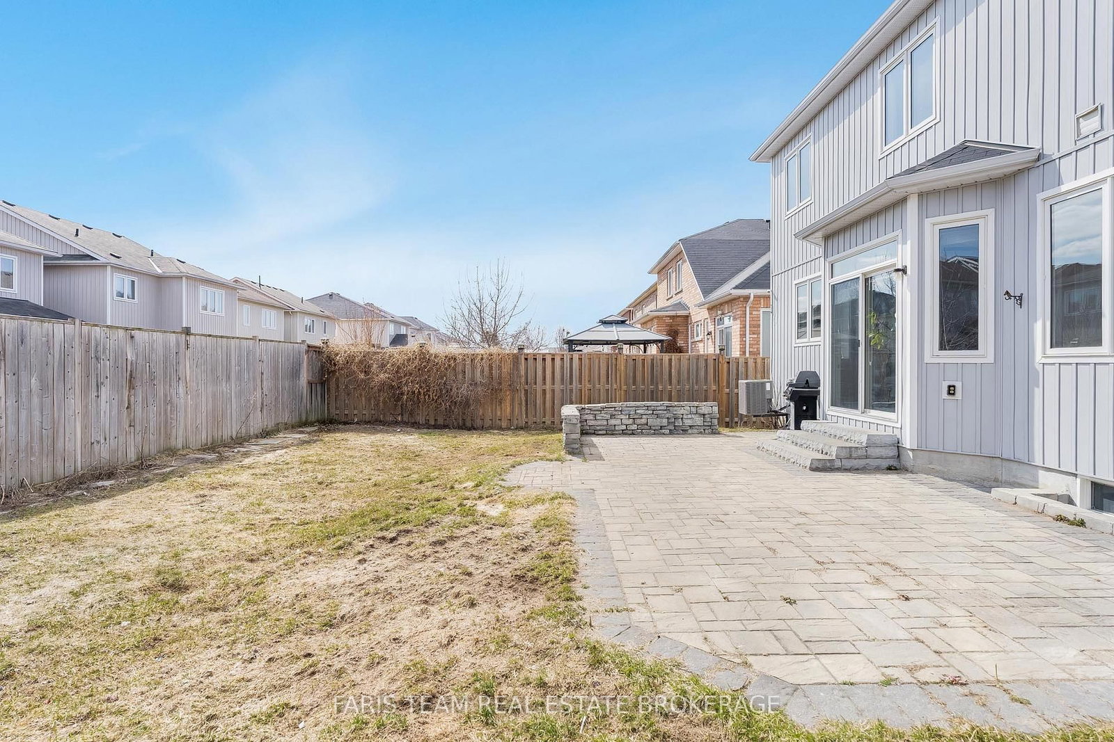 Detached House for sale at 111 Latimer Avenue, Essa, Ontario, L3W 0N1 - Angus - MLS: N13001416