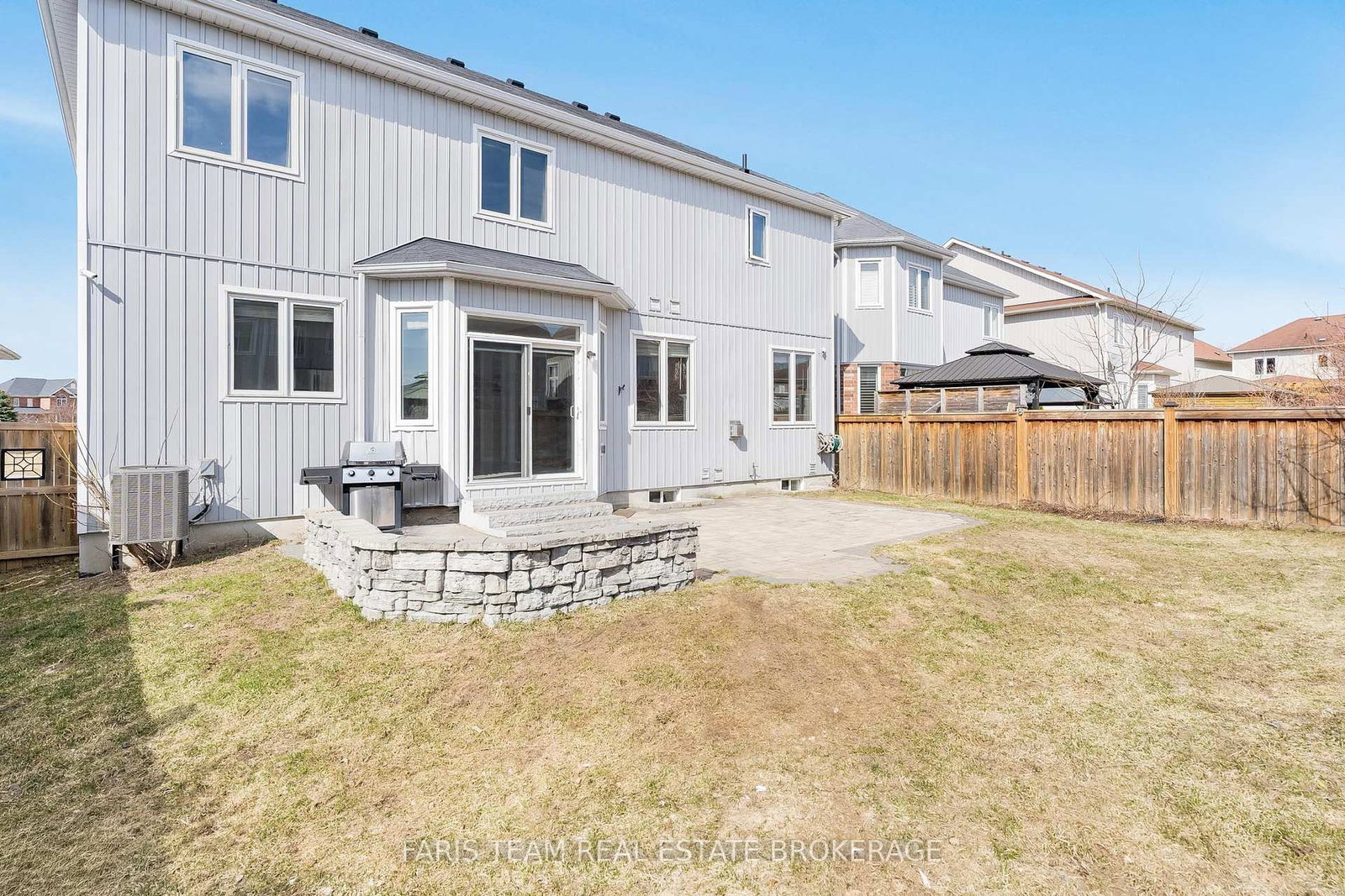 Detached House for sale at 111 Latimer Avenue, Essa, Ontario, L3W 0N1 - Angus - MLS: N13001416