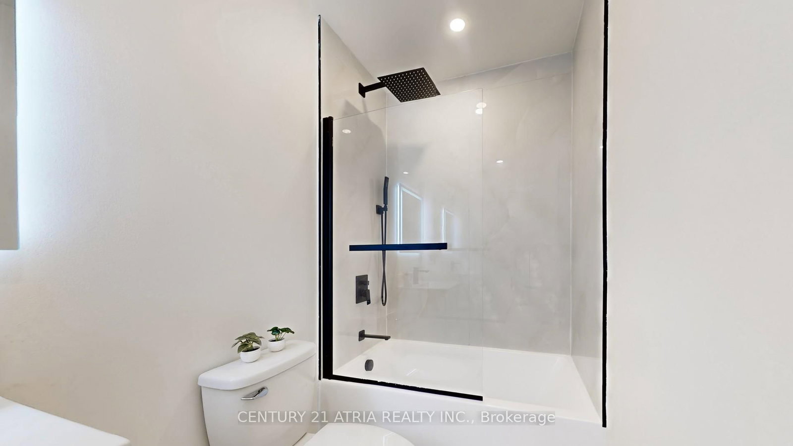 Detached House for sale at 392 Bent Crescent, Richmond Hill, Ontario, L4C 1C3 - Crosby - MLS: N13001530