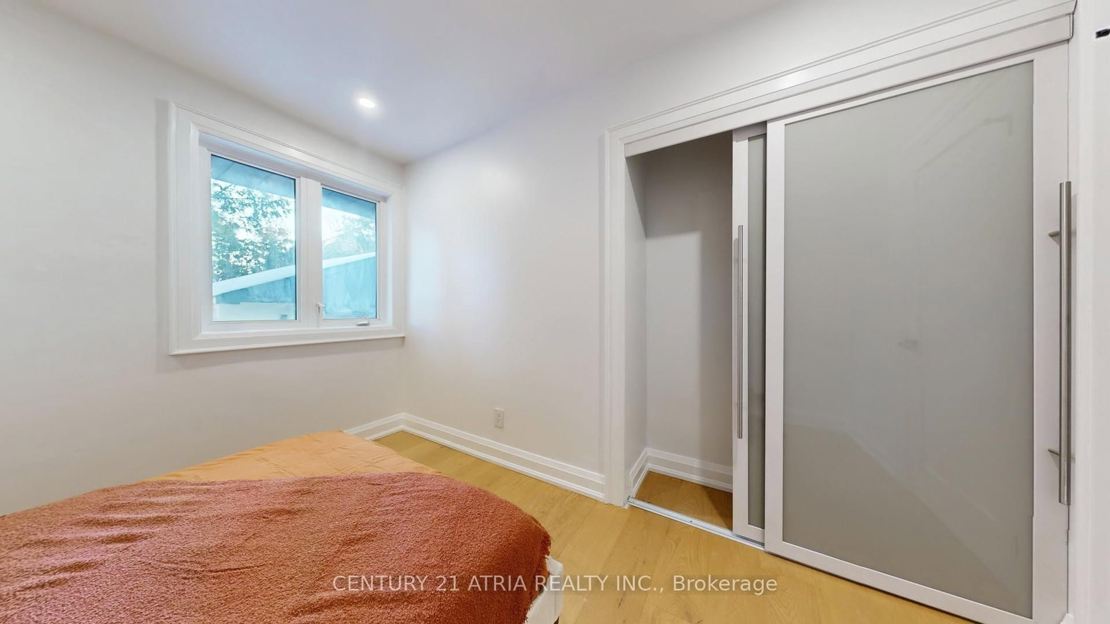 Detached House for sale at 392 Bent Crescent, Richmond Hill, Ontario, L4C 1C3 - Crosby - MLS: N13001530