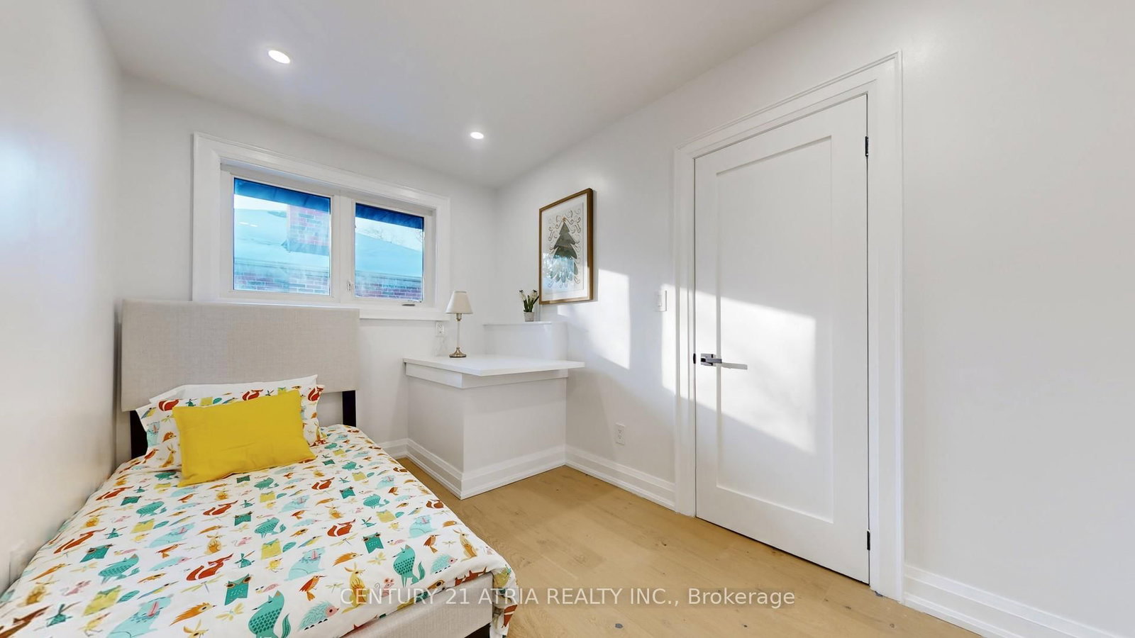 Detached House for sale at 392 Bent Crescent, Richmond Hill, Ontario, L4C 1C3 - Crosby - MLS: N13001530