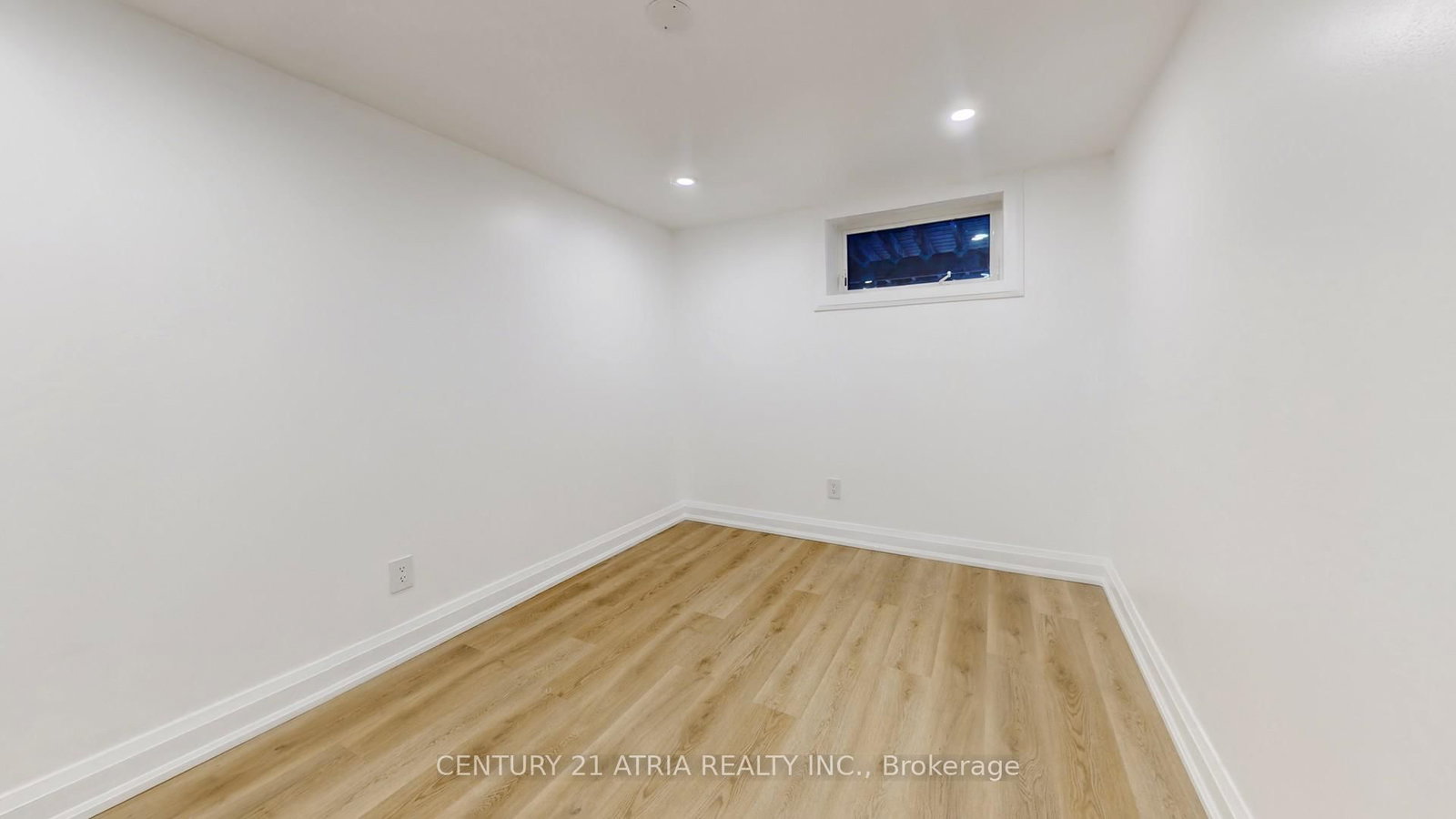 Detached House for sale at 392 Bent Crescent, Richmond Hill, Ontario, L4C 1C3 - Crosby - MLS: N13001530