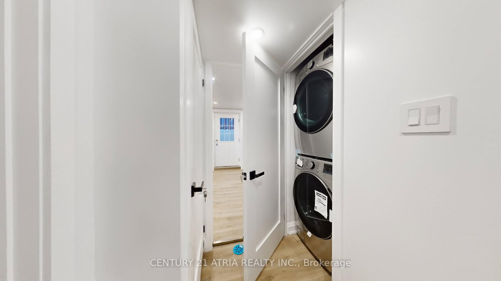 Detached House for sale at 392 Bent Crescent, Richmond Hill, Ontario, L4C 1C3 - Crosby - MLS: N13001530