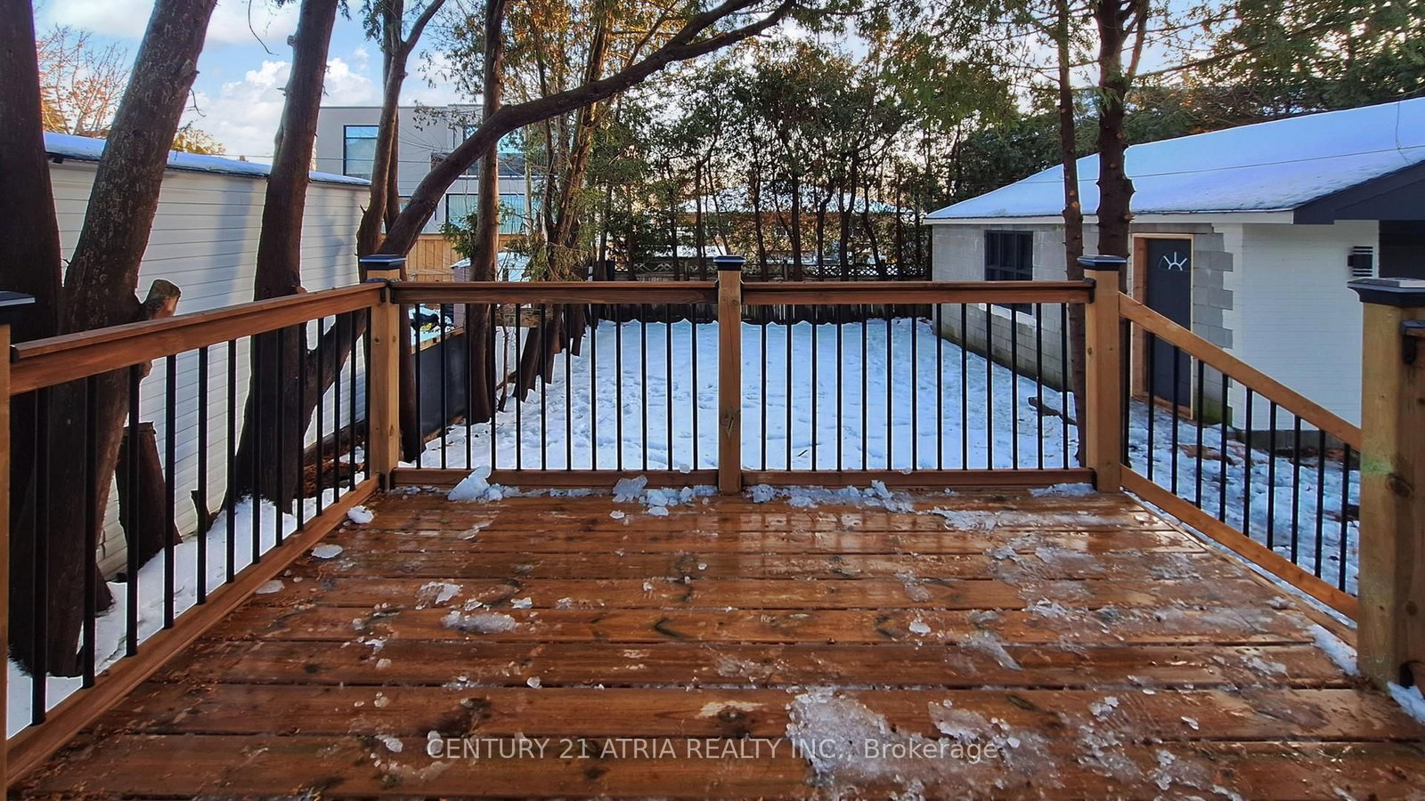 Detached House for sale at 392 Bent Crescent, Richmond Hill, Ontario, L4C 1C3 - Crosby - MLS: N13001530