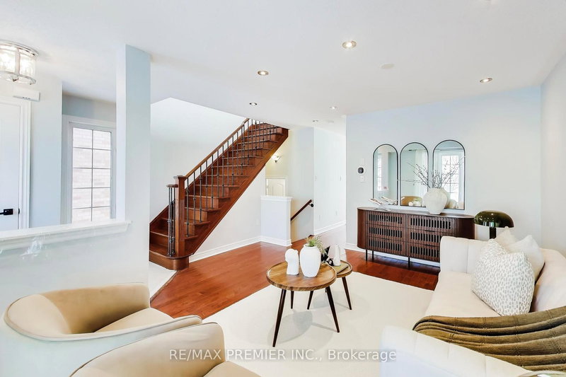 135 Richard Coulson Cres, Whitchurch-Stouffville, L4A 0H9 | Image 3