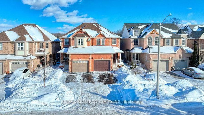 89 English Oak Dr, Richmond Hill, L4E 3X4 | Image 2
