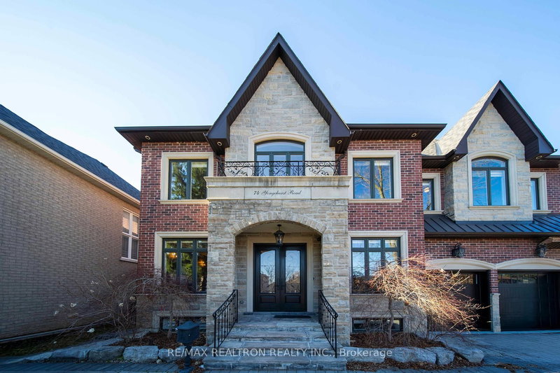 74 Yongehurst Rd, Richmond Hill, L4C 3T2 | Image 2