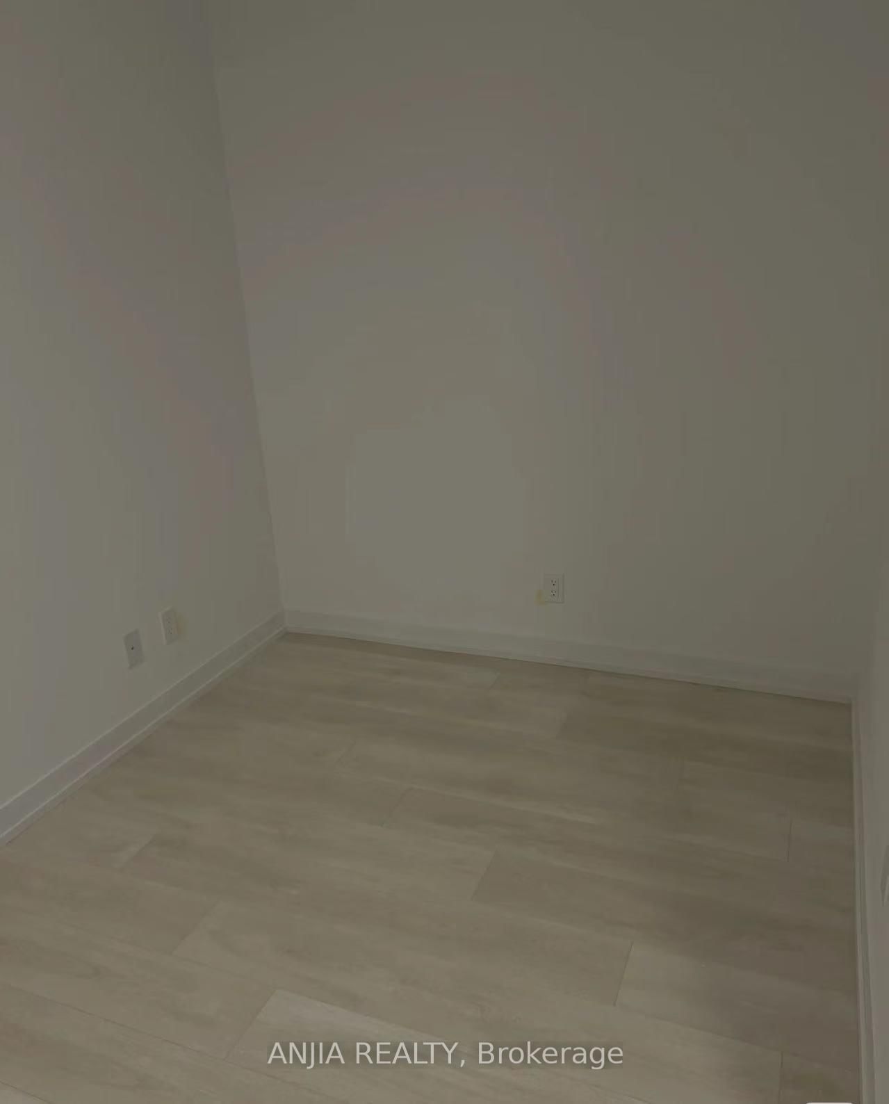 8 Beverley Glen Boulevard, Unit D420 - Photo 2