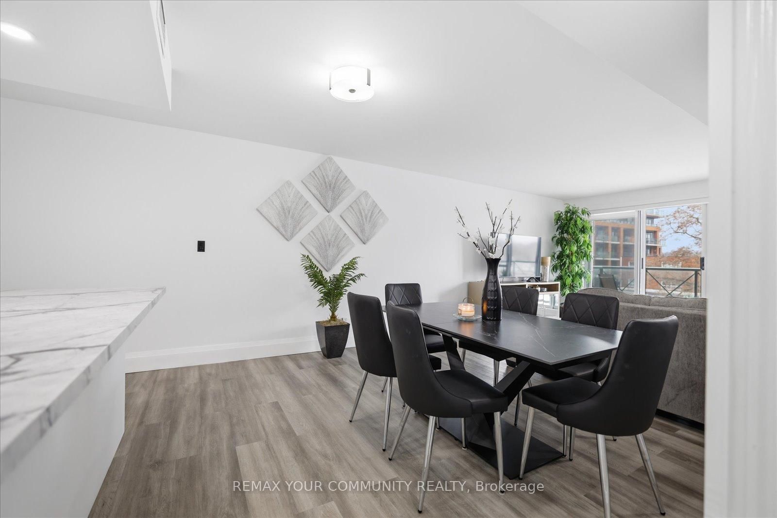 121 Woodbridge Avenue, Unit 313 - Photo 13