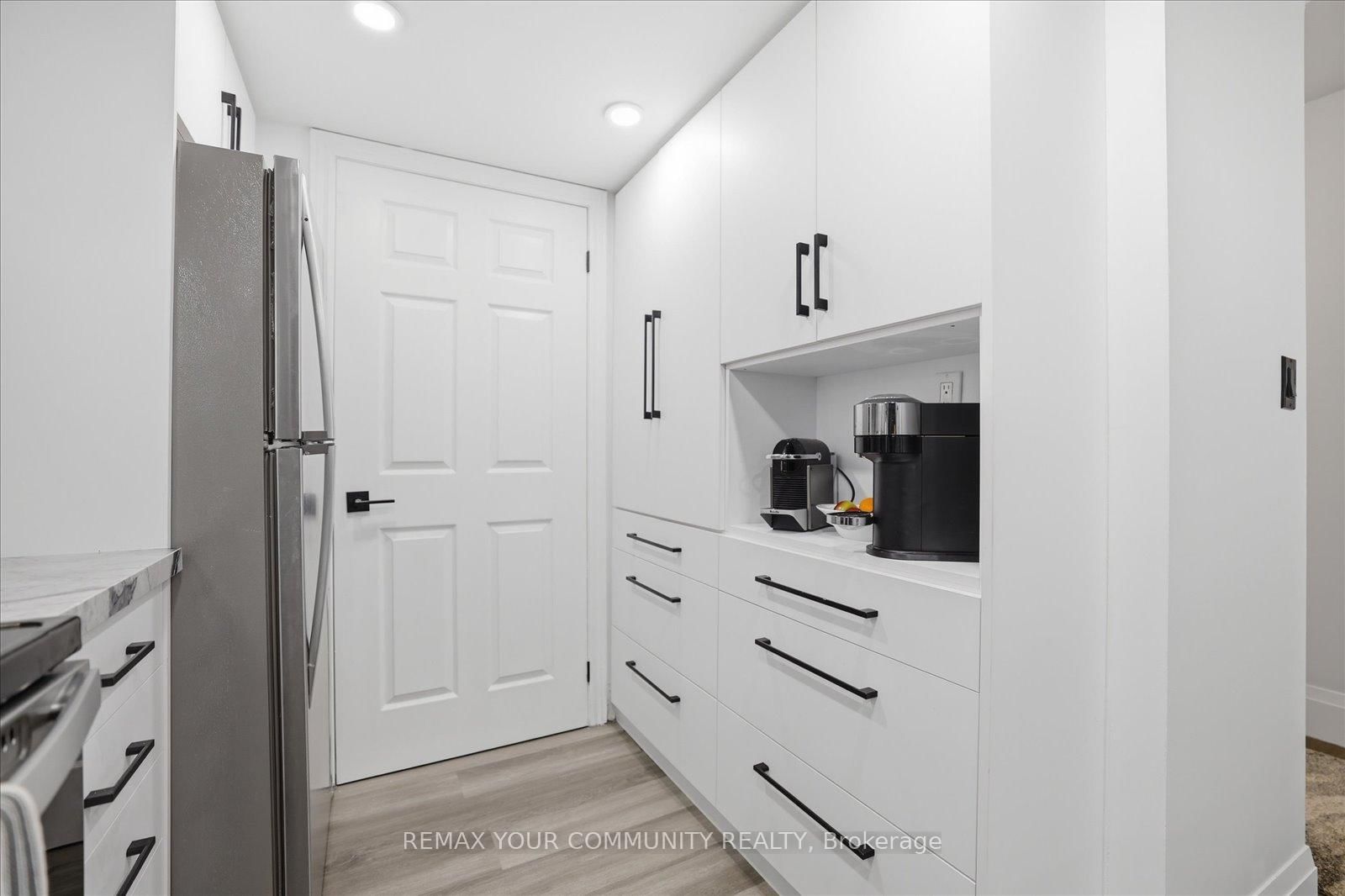 121 Woodbridge Avenue, Unit 313 - Photo 16