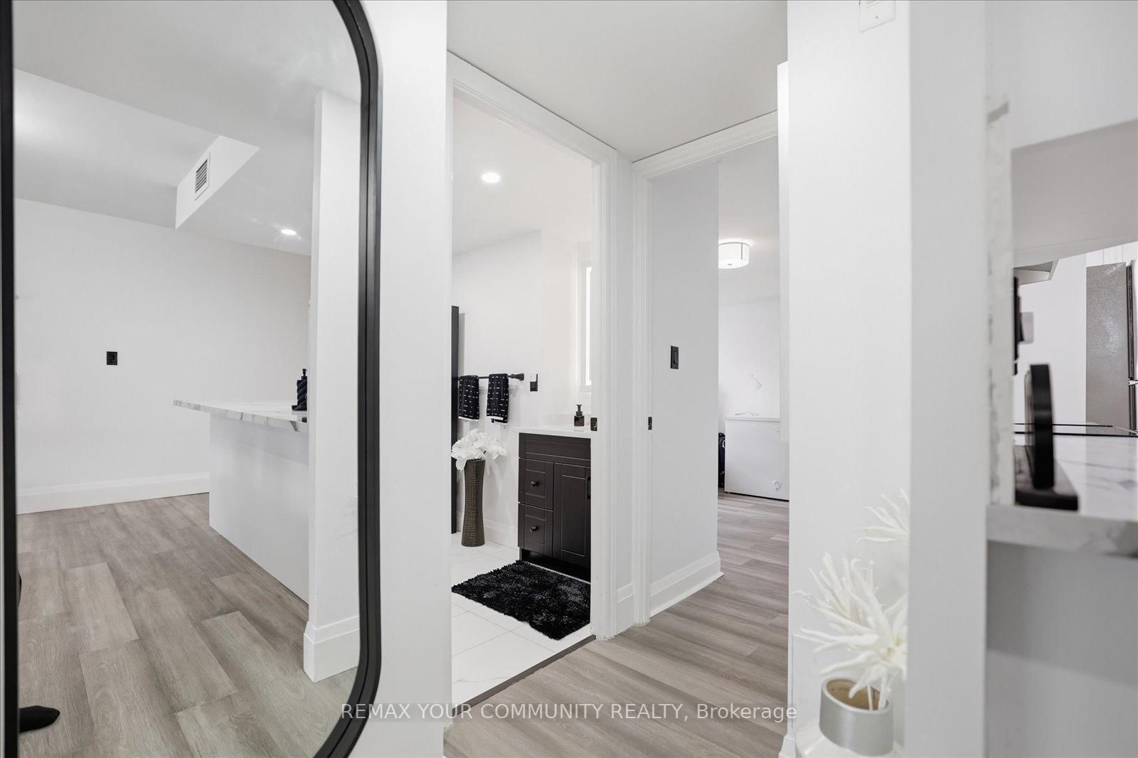 121 Woodbridge Avenue, Unit 313 - Photo 24