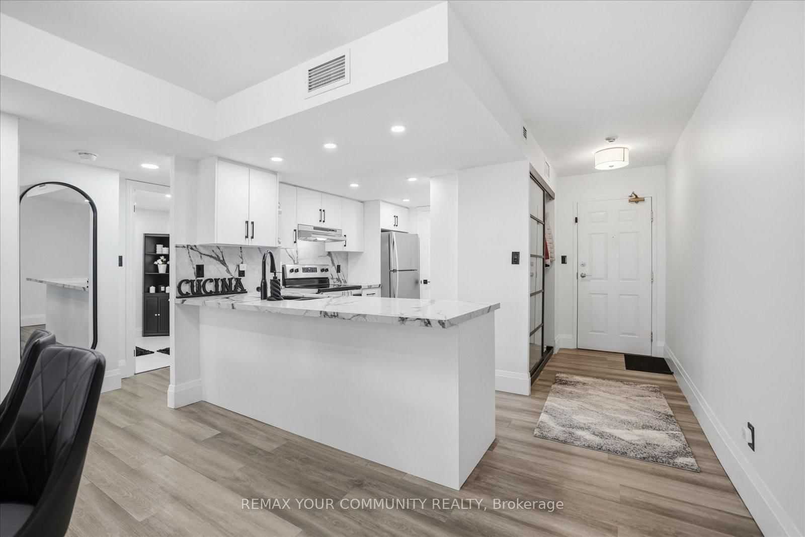 121 Woodbridge Avenue, Unit 313 - Photo 5