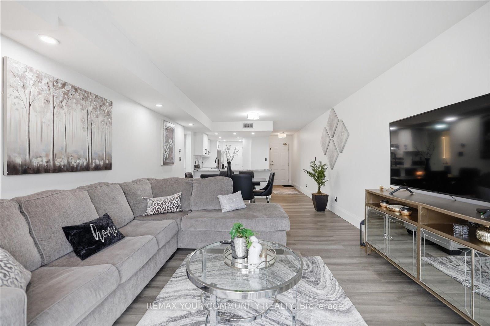 121 Woodbridge Avenue, Unit 313