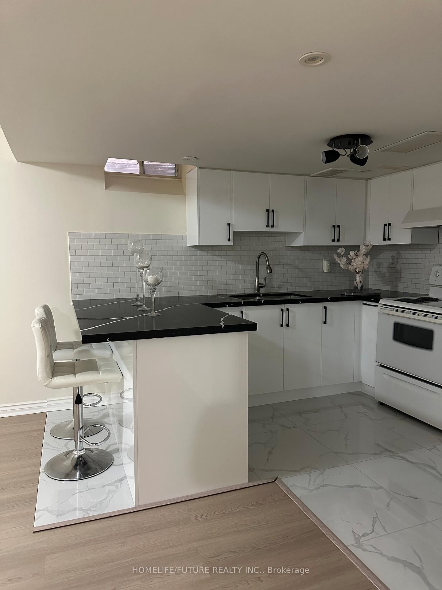 54 Kentview Crescent, Unit BSMT - Photo 6