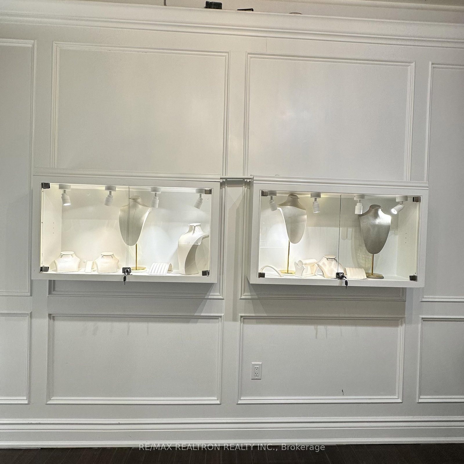 7181 Yonge Street, Unit 148 - Photo 3