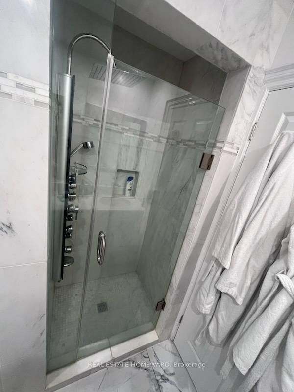 932 Elgin Street, Unit Bedroom - Photo 4