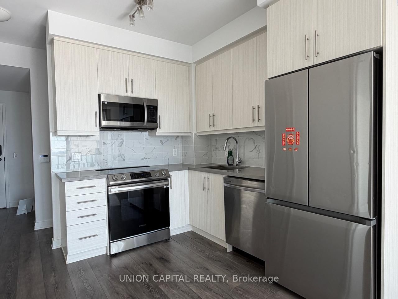 105 Oneida Crescent, Unit 1201 - Photo 4