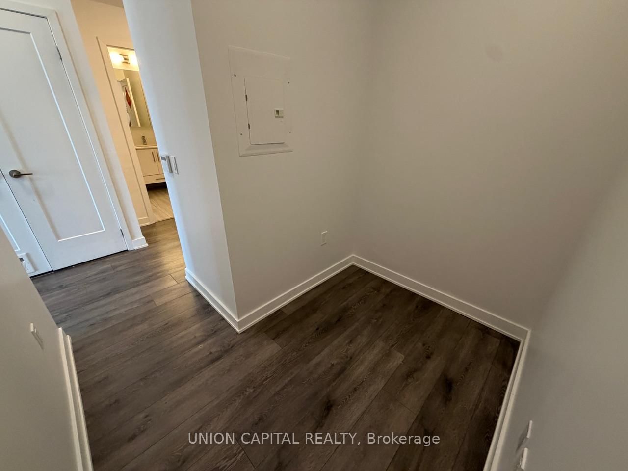 105 Oneida Crescent, Unit 1201 - Photo 8