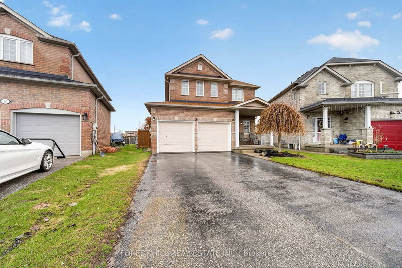 18 Dresden Crt, Georgina, Ontario