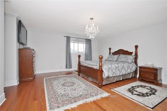 Detached House for sale at 358 Valleymede Drive, Richmond Hill, Ontario, L4B 3E8 - Doncrest - MLS: N13002638