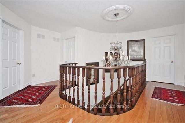 Detached House for sale at 358 Valleymede Drive, Richmond Hill, Ontario, L4B 3E8 - Doncrest - MLS: N13002638