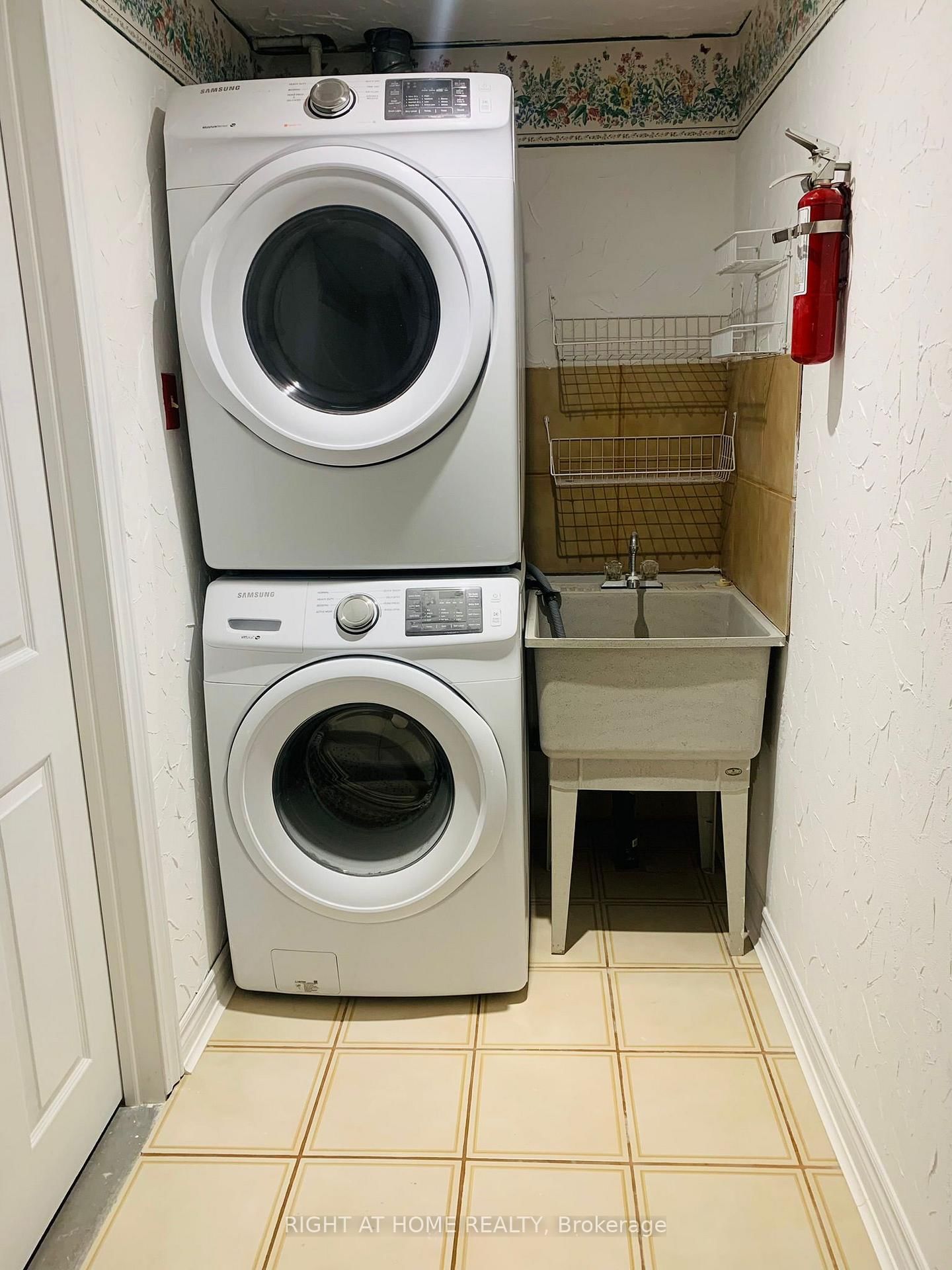 104 Peevers Crescent - Photo 21