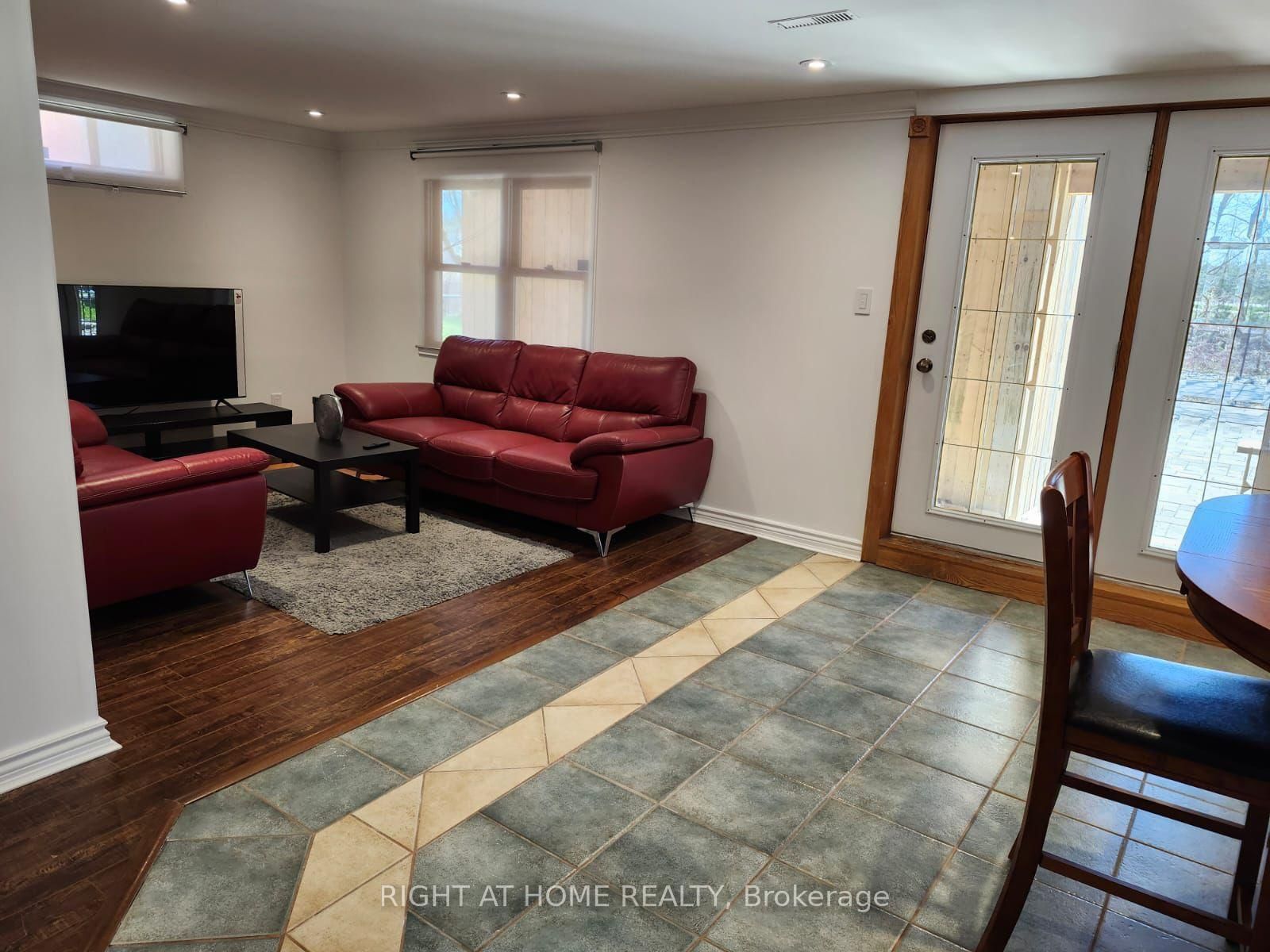 104 Peevers Crescent - Photo 6