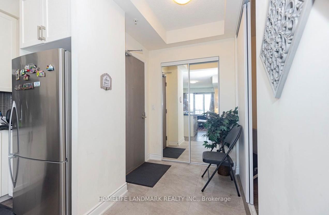 9088 Yonge Street, Unit 507A - Photo 9