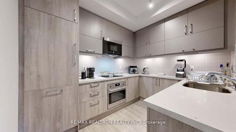 38 Simcoe Promenade Circ #319C, Markham, Ontario