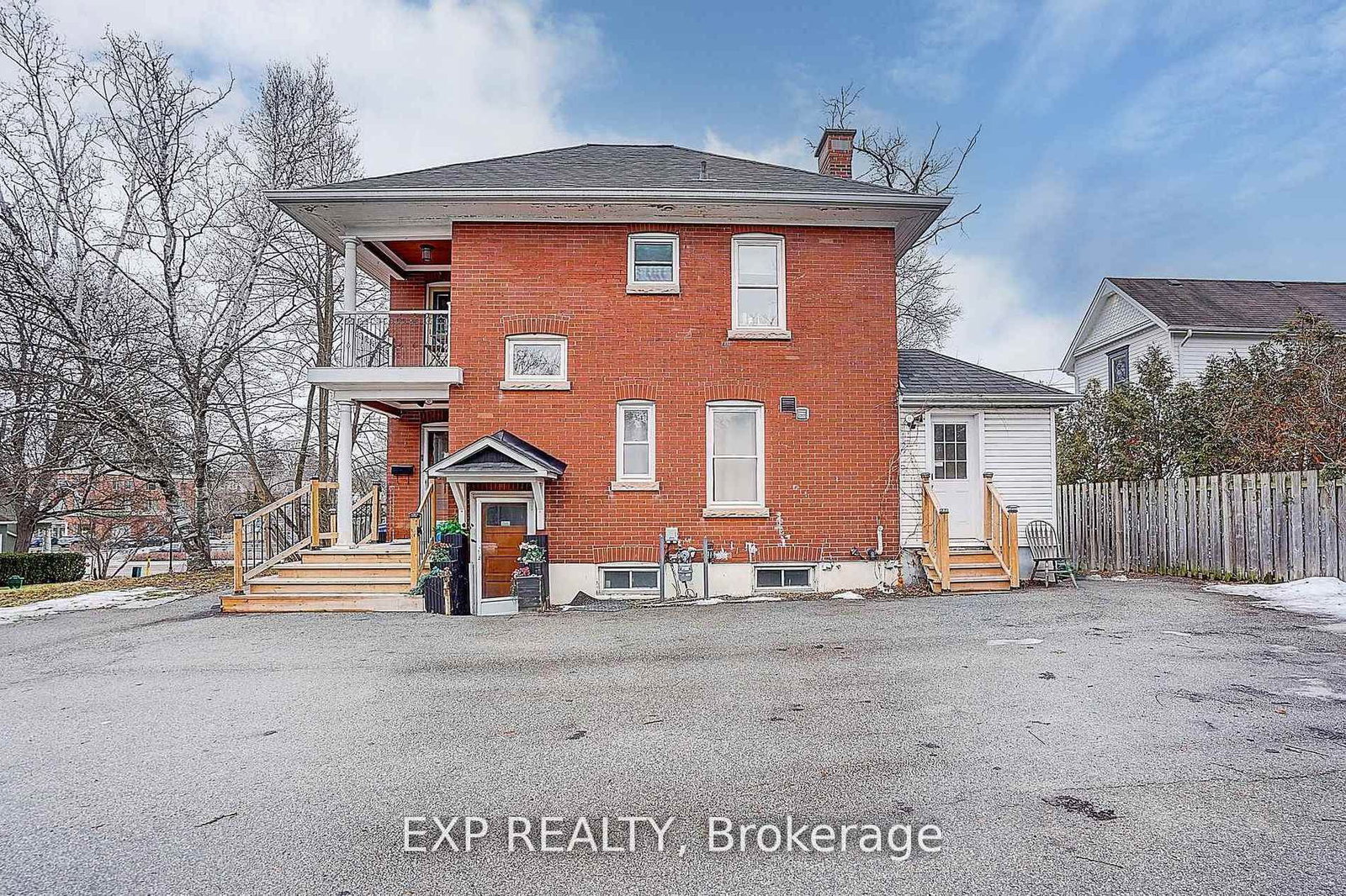 12 Vincent Street - Photo 2