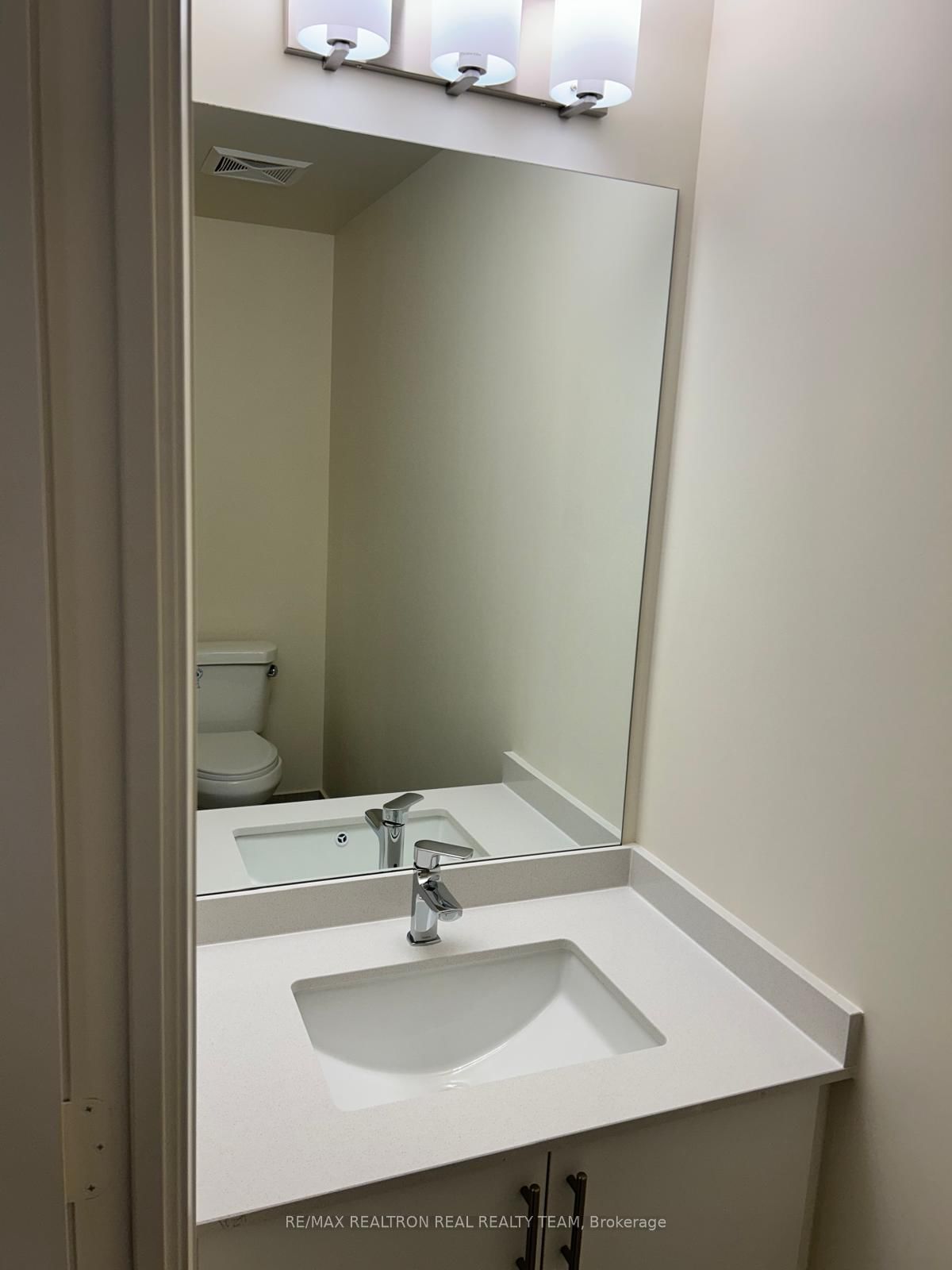 8960 Jane Street, Unit 1211 - Photo 14