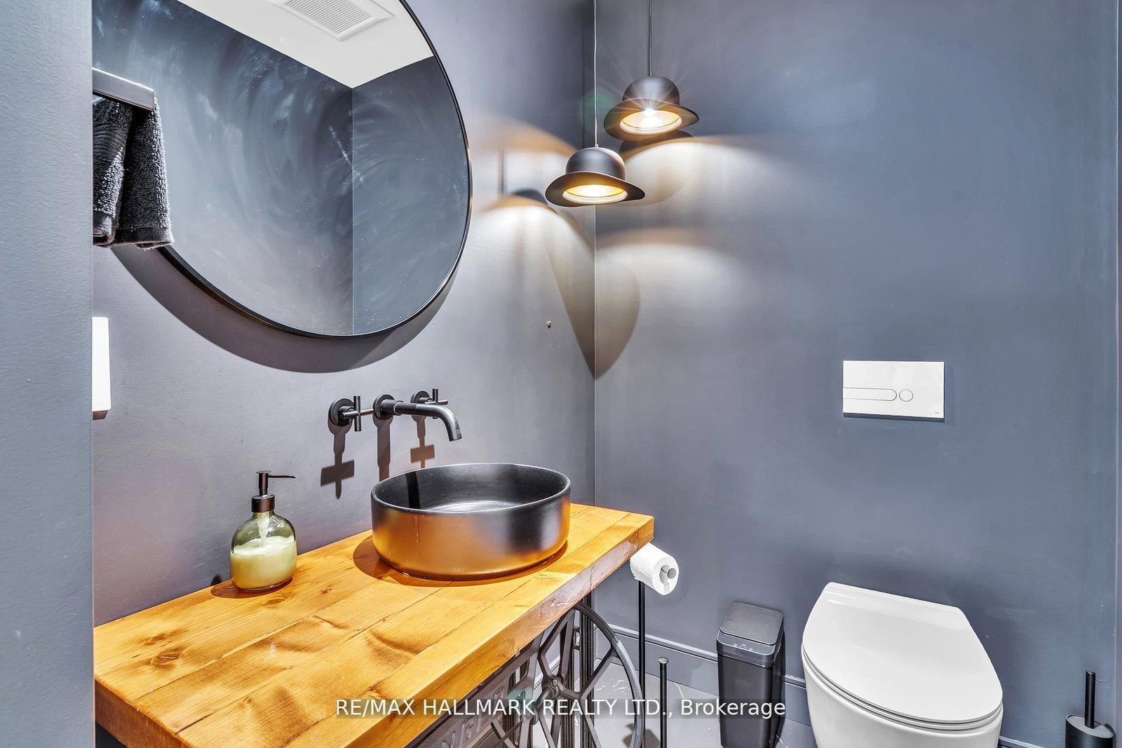 16831 McCowan Road • Whitchurch-Stouffville, ON photo 18