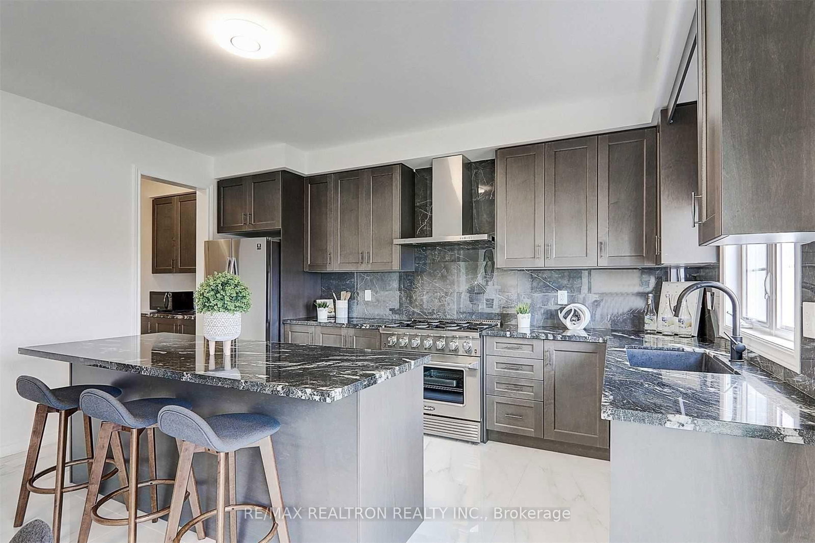 112 Connell Drive - Photo 10