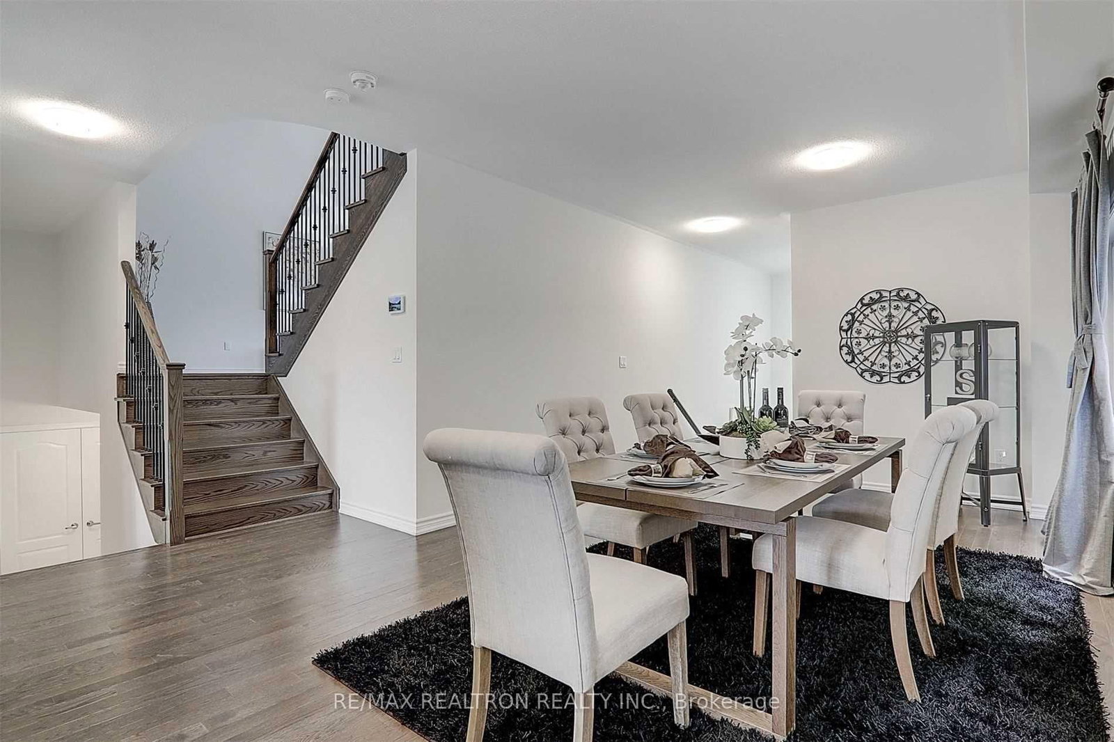 112 Connell Drive - Photo 4