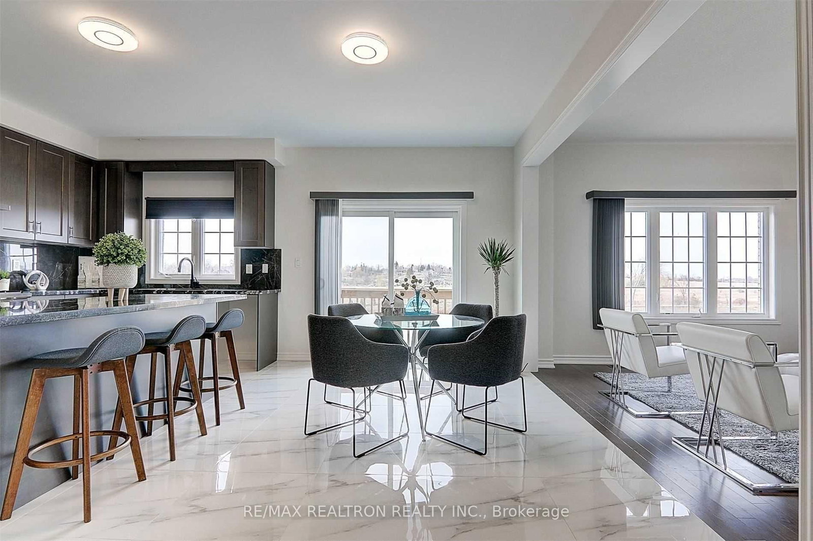 112 Connell Drive - Photo 8