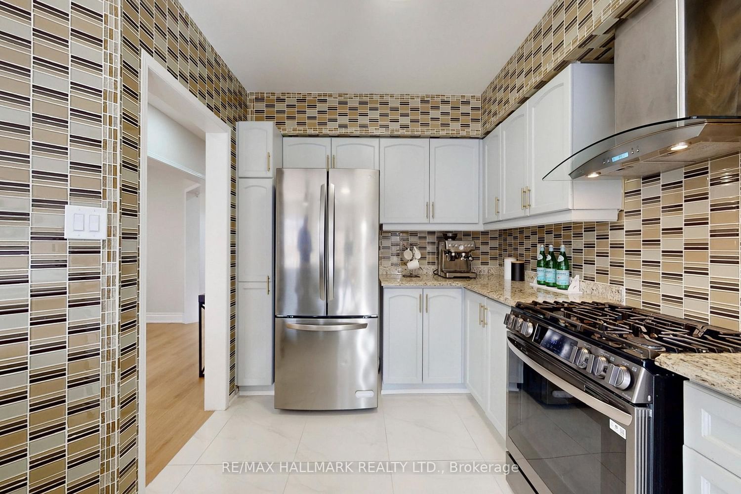 Detached House for sale at 17 Durango Drive, Richmond Hill, Ontario, L4S 2W5 - Westbrook - MLS: N13003410